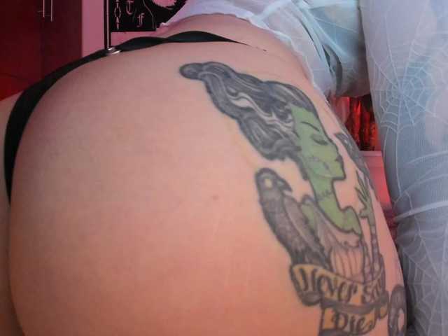 NoreNoub's BongaCams show and profile