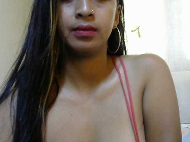 prettiy21's BongaCams show and profile