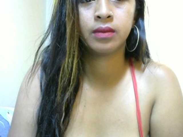 prettiy21's BongaCams show and profile