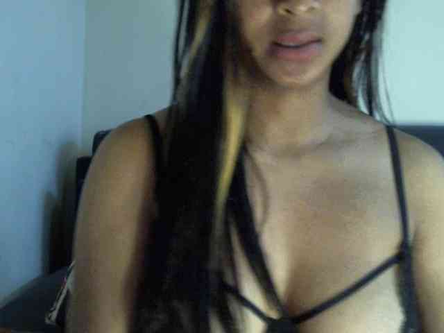 prettiy21 webcam