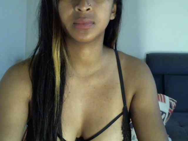 prettiy21 webcam