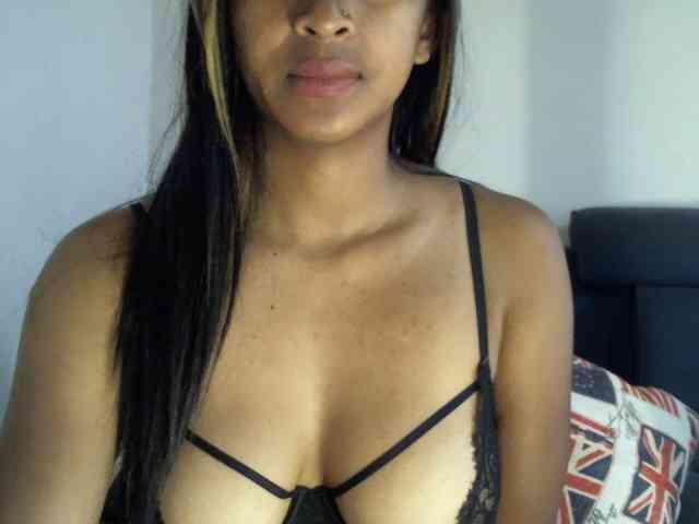 prettiy21 webcam