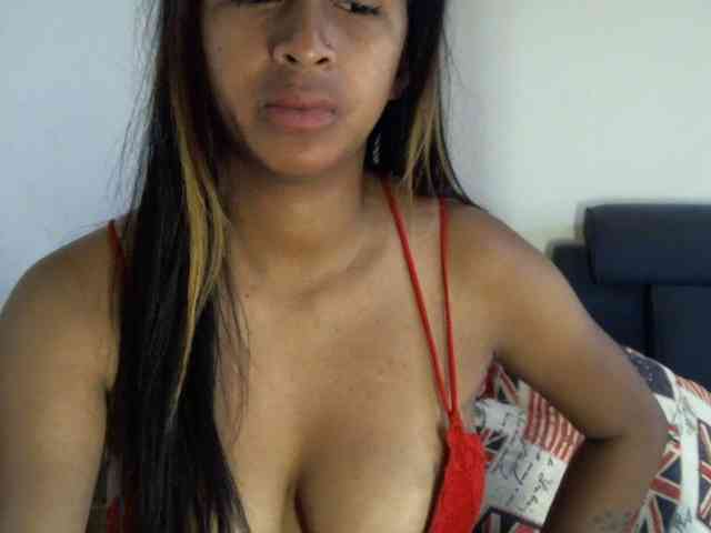 prettiy21 webcam
