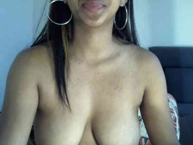 prettiy21 webcam