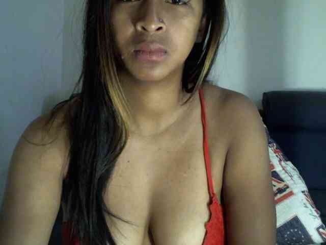 prettiy21 webcam