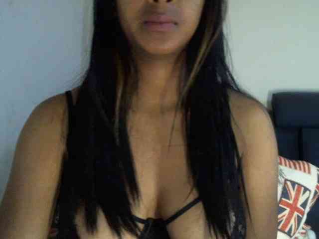 prettiy21 webcam
