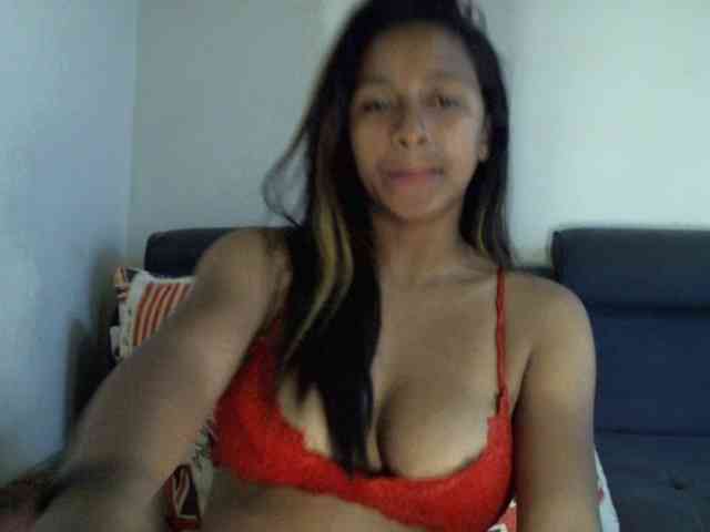prettiy21 webcam