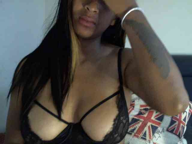 prettiy21 webcam