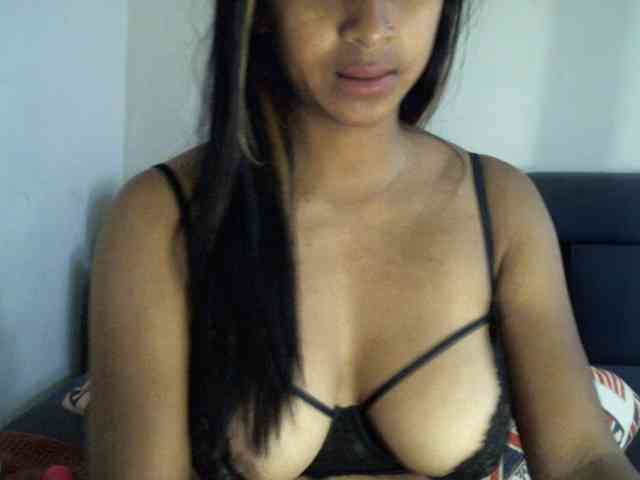 prettiy21 webcam