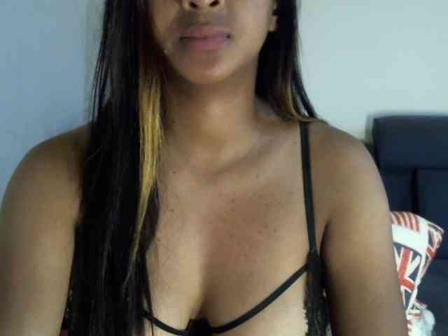 prettiy21 webcam
