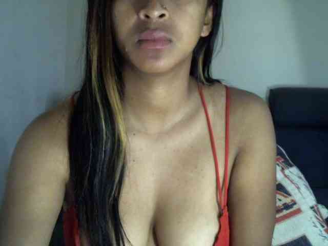 prettiy21 webcam
