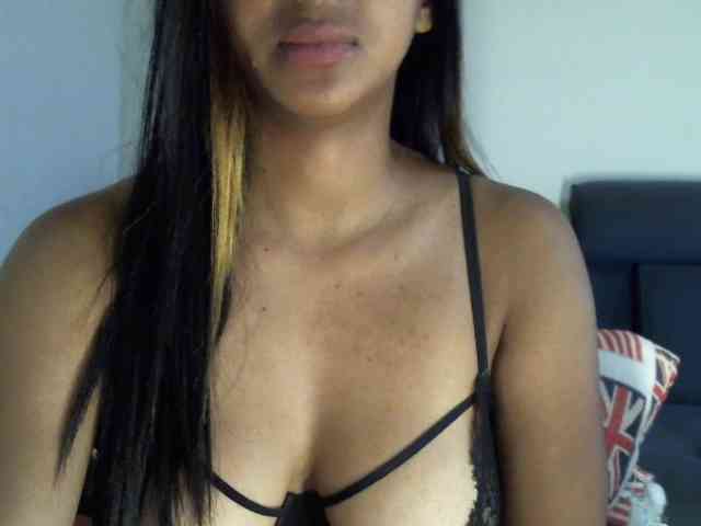 prettiy21 webcam