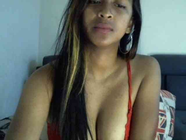 prettiy21 webcam