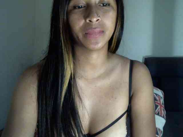 prettiy21 webcam