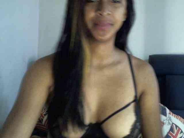 prettiy21 webcam