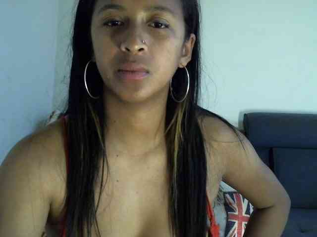 prettiy21 webcam
