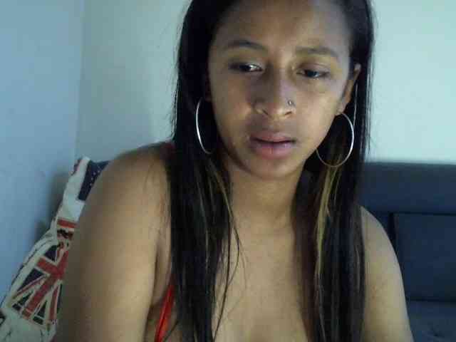 prettiy21 webcam