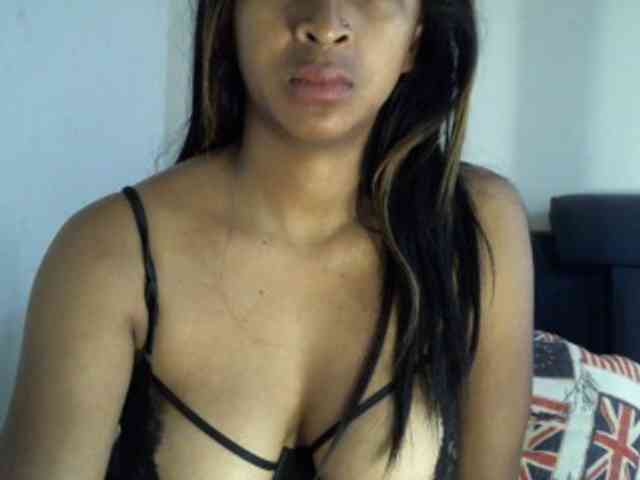 prettiy21 webcam
