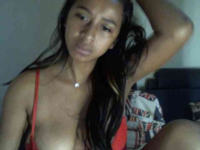prettiy21 webcam