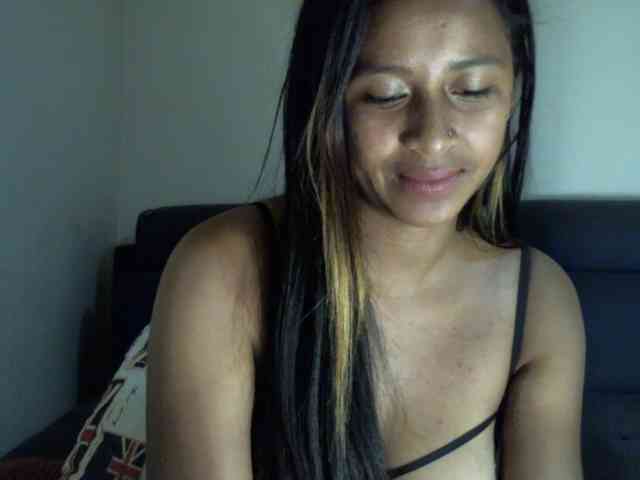 prettiy21 webcam