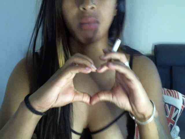 prettiy21 webcam