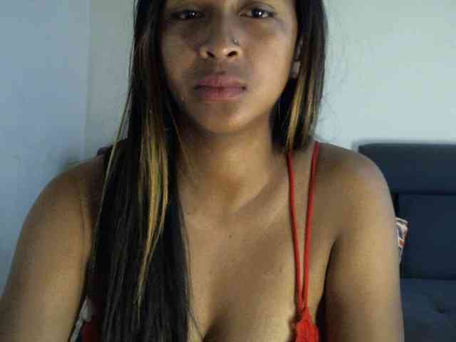 prettiy21 webcam