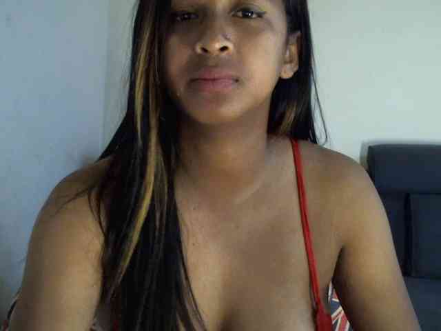 prettiy21 webcam