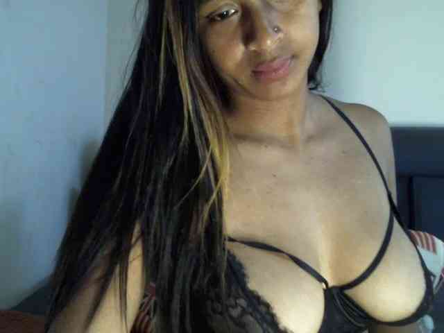 prettiy21 webcam