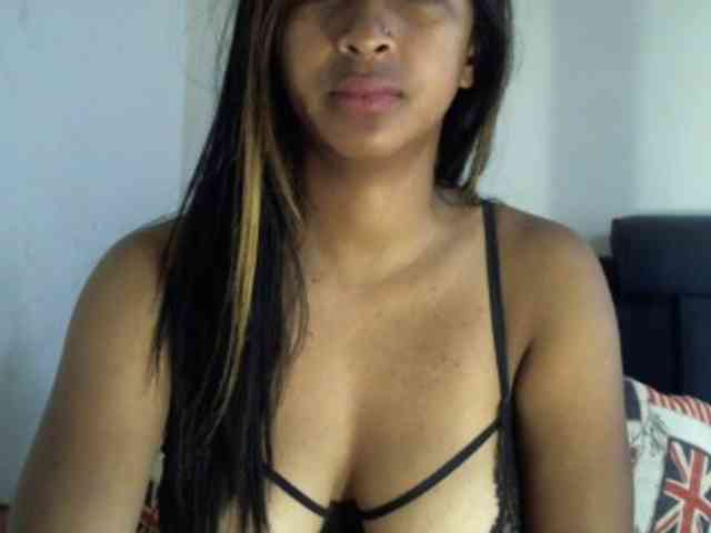 prettiy21 webcam