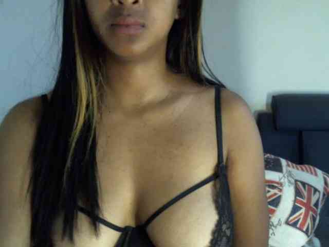 prettiy21 webcam
