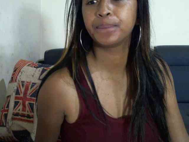 prettiy21 Live Webcam on BongaCams