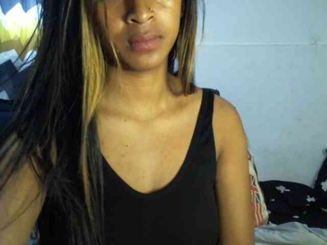 prettiy21 webcam