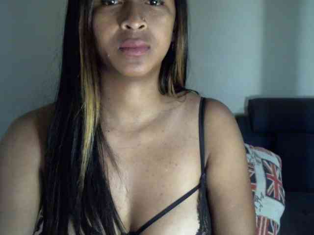 prettiy21 webcam