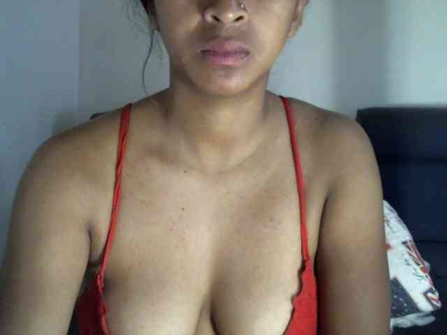 prettiy21 webcam