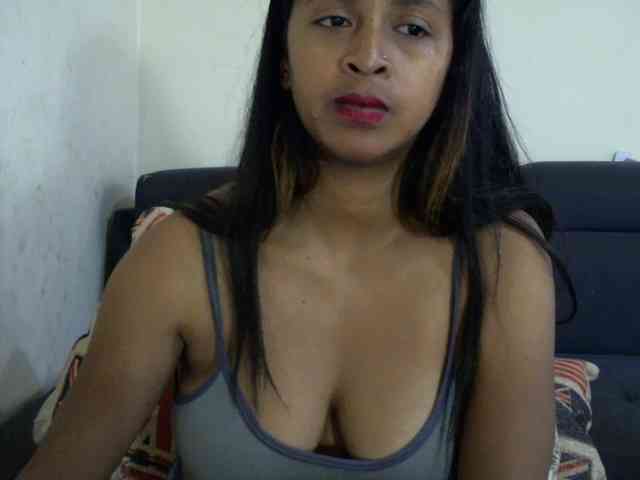 prettiy21 webcam