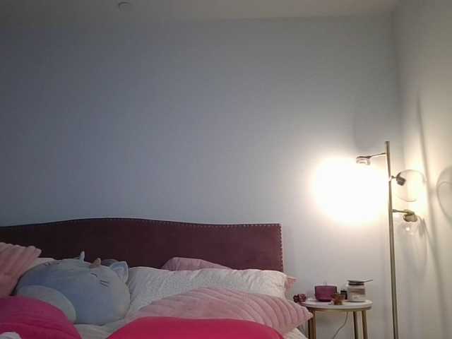 NicoleSarahX's BongaCams show and profile