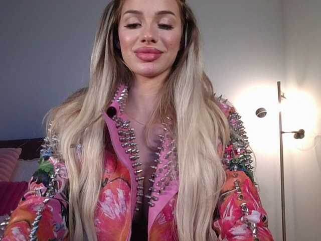 Sex chat gratuit in direct cu NicoleSarahX pe BongaCams