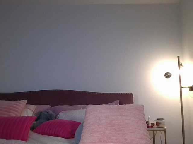 NicoleSarahX's BongaCams show and profile