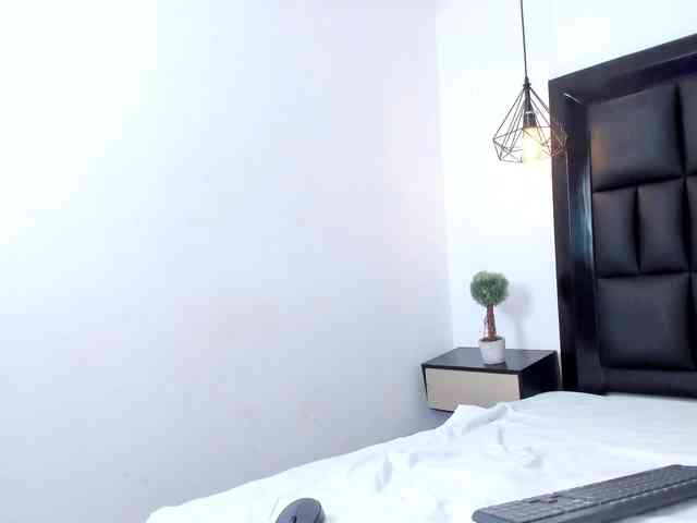 Sasha-stele webcam