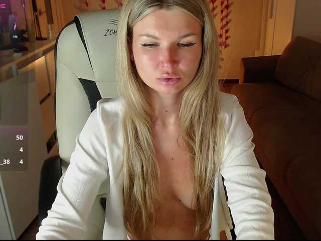 Masha-Masha's BongaCams show and profile