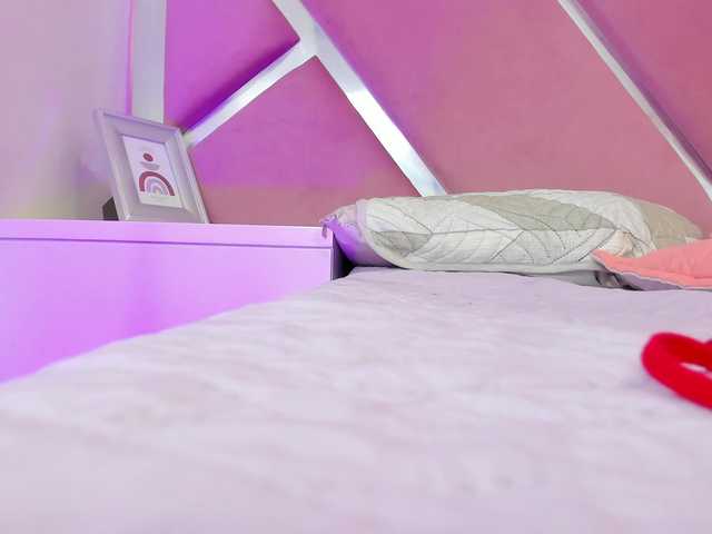 NinnaVous's BongaCams show and profile