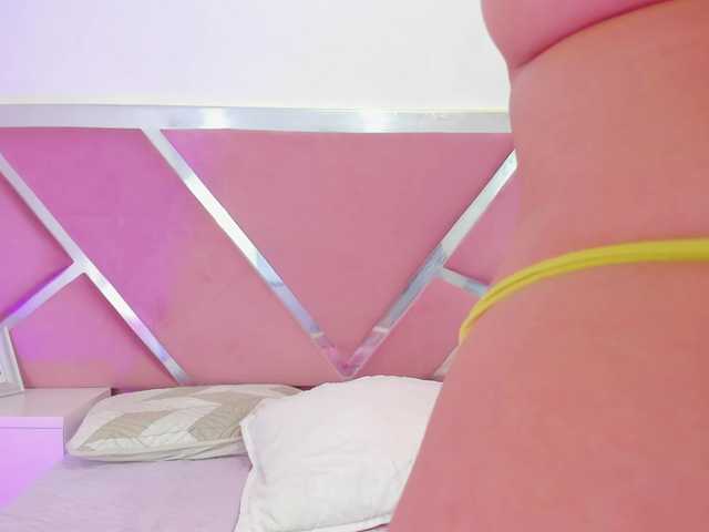 NinnaVous's BongaCams show and profile