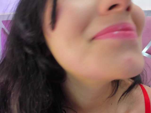 NinnaVous's BongaCams show and profile