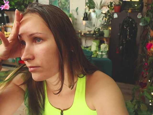 DeadButterfly from BongaCams