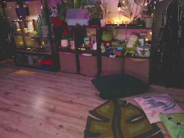 DeadButterfly DeadButterfly