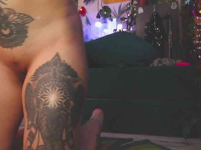 DeadButterfly DeadButterfly