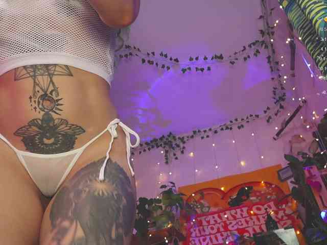 DeadButterfly DeadButterfly