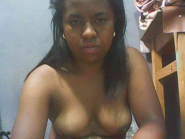 Queencamie webcam