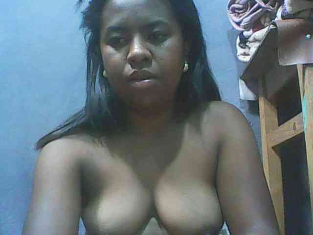 Queencamie webcam