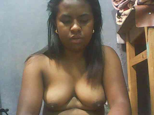 Queencamie webcam
